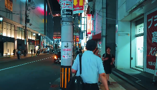 日本商圈街头热闹景象走路视角视频素材