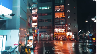 城市雨后美丽夜景走路视角视频素材